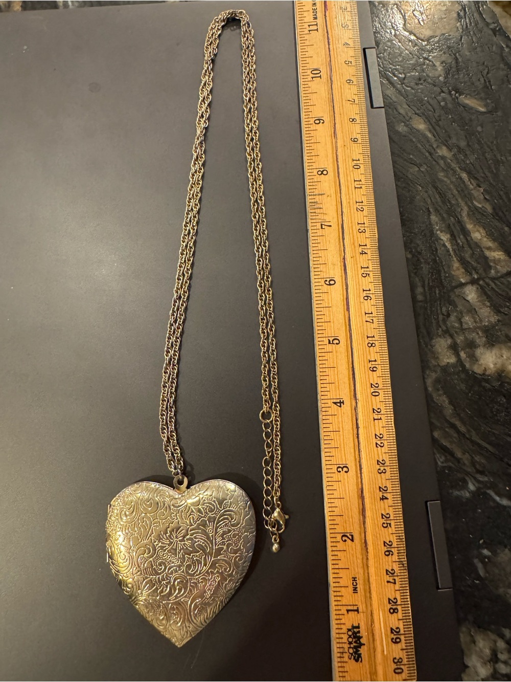 Vintage-Inspired Gold Heart Locket Necklace - Women Jewelry